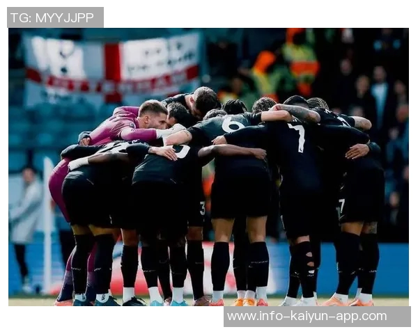 热刺迎战利兹联首发阵容公布西蒙斯特尔库杜斯出战帕利尼亚参赛