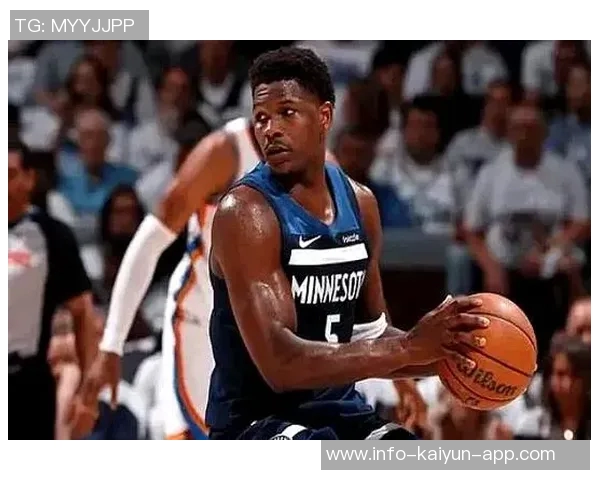 兰德尔首次与华子训练遭遇惨败赞其拥有科比般的竞争精神