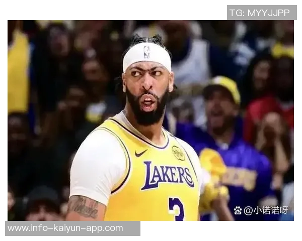 三球称赞克尼佩尔攻防俱佳明白在场上应做的正确决策