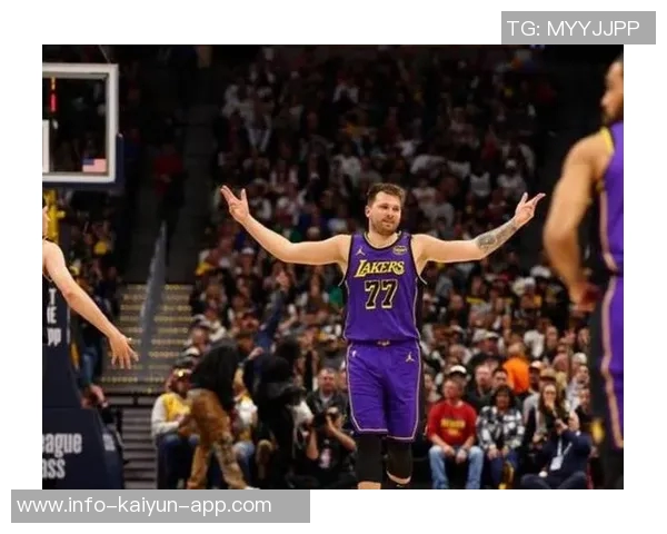 东契奇表现起伏不定25投仅7中仍砍下29分但失误频繁影响球队表现