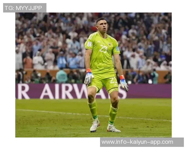 詹尼凯达称罗纳尔多如外星人难以防守卡佩罗预言梅西将成世界最佳 詹尼凯达称罗纳尔多如外星人难以防守卡佩罗预言梅西将成世界最佳